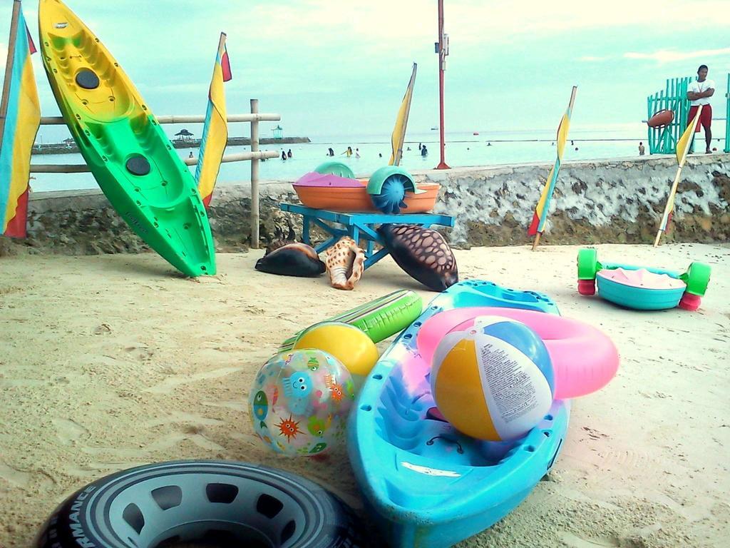 Paradise Island Park & Beach Resort Samal Esterno foto