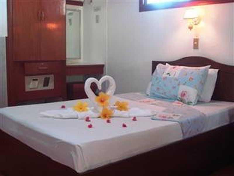Paradise Island Park & Beach Resort Samal Esterno foto