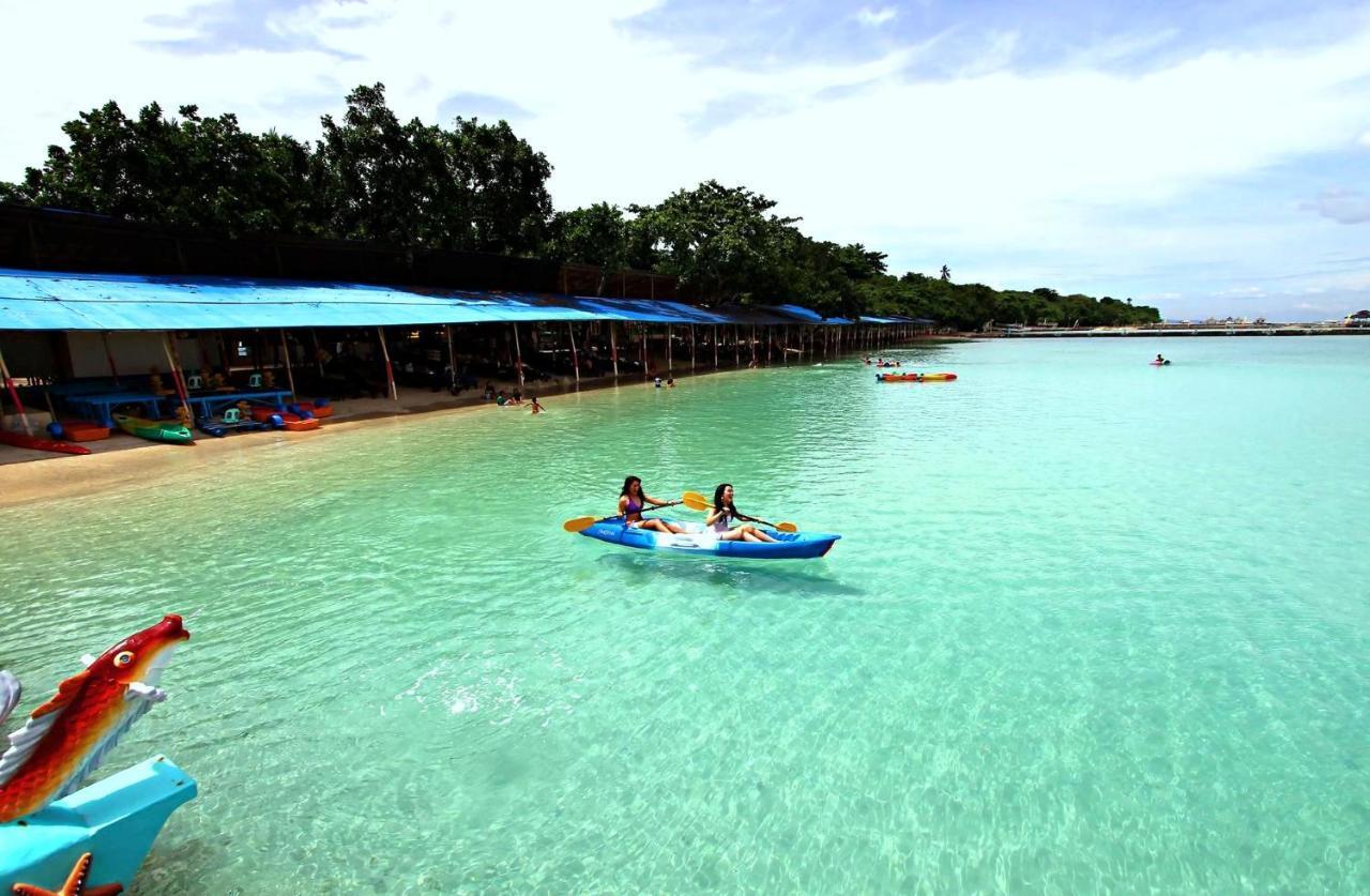 Paradise Island Park & Beach Resort Samal Esterno foto