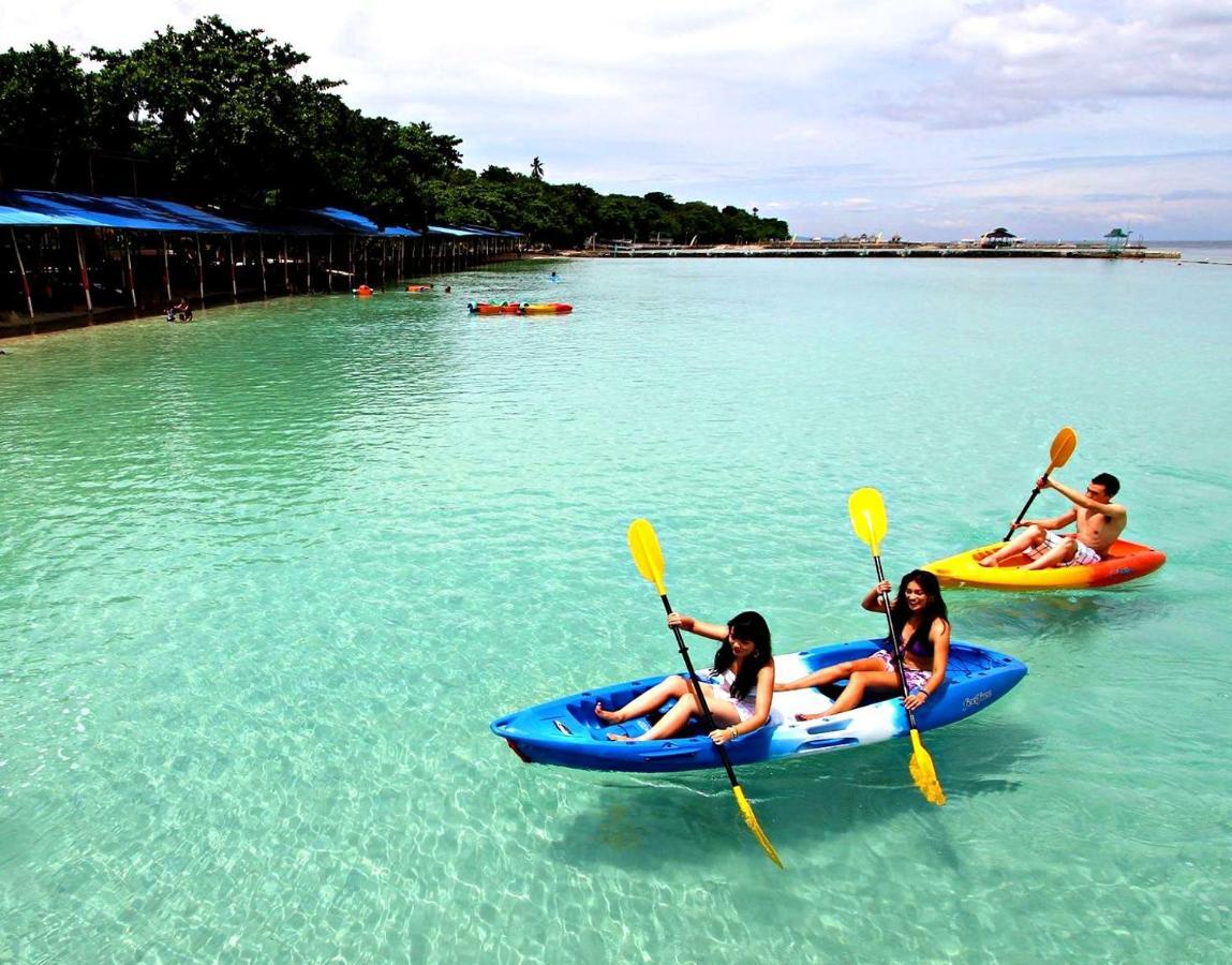 Paradise Island Park & Beach Resort Samal Esterno foto